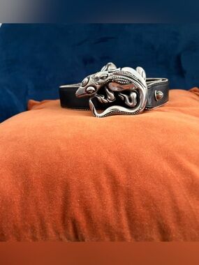 VTG 90s Fahrenheit NY Genuine Black Leather Belt w/ Silver/Pewter Lizard Buckle